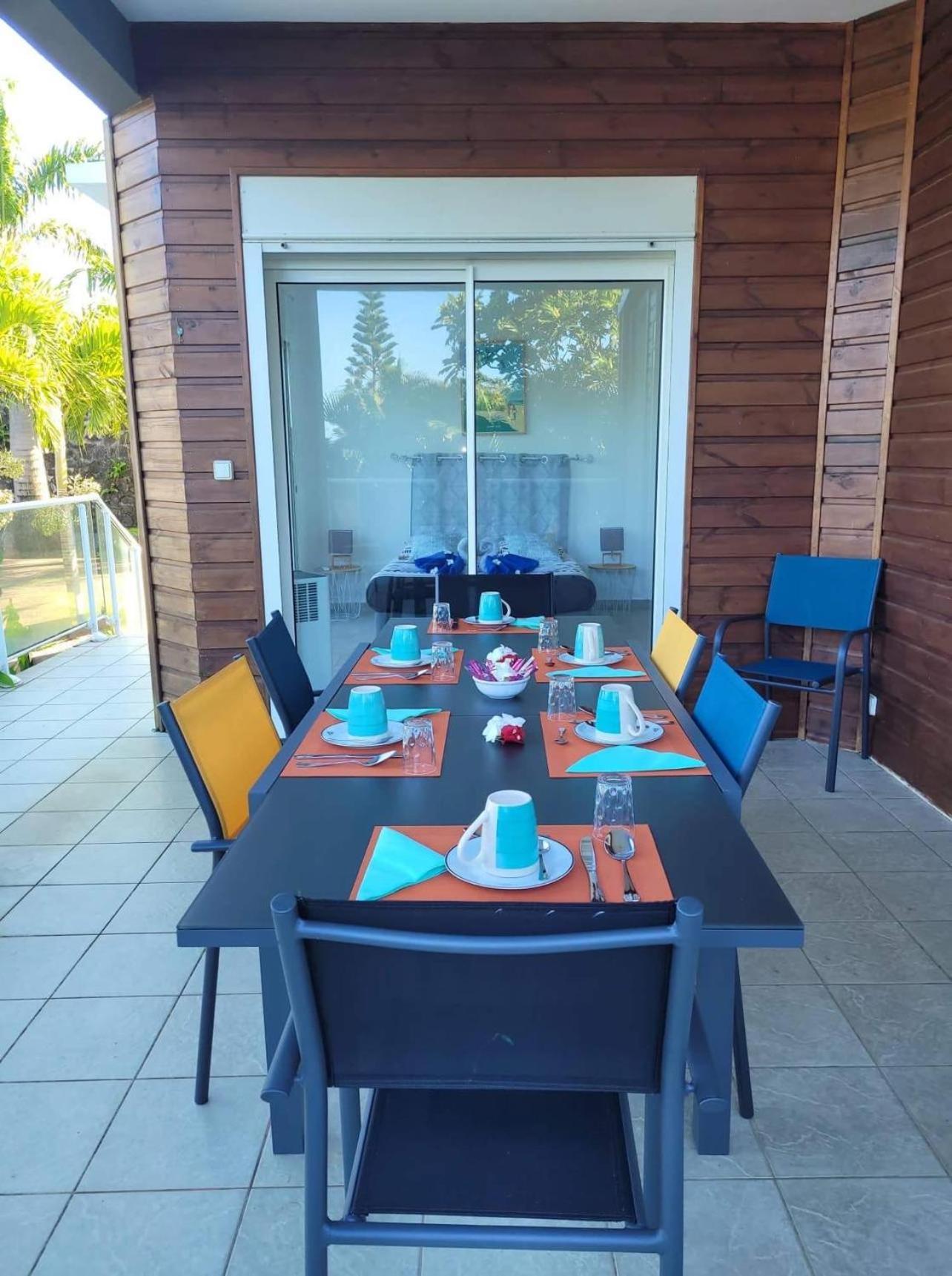 Grande Villa Au Calme - Vue Exceptionnelle - Climatisation - Piscine Sel Chauffee - Jardin Tropical Vincendo Exterior photo